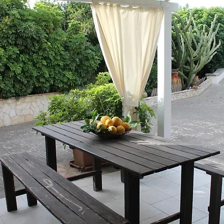 Terra Di Mare Loc. Turistica Holiday home Vignacastrisi