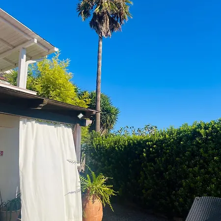 Terra Di Mare Loc. Turistica בית נופש *