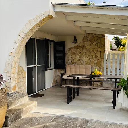 Terra Di Mare Loc. Turistica ויניאקסטריזי